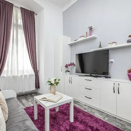 Appartamento Sweet In Historic Mala Strana Next To Prague!
